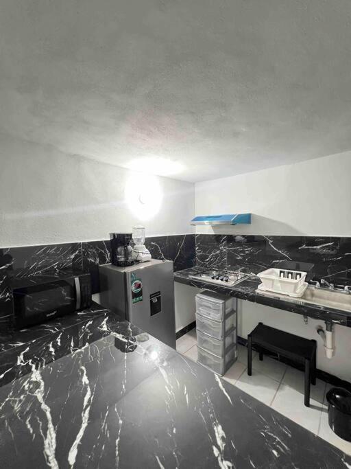 Departamento Todo Cerca Playa Azul Lägenhet Manzanillo Exteriör bild