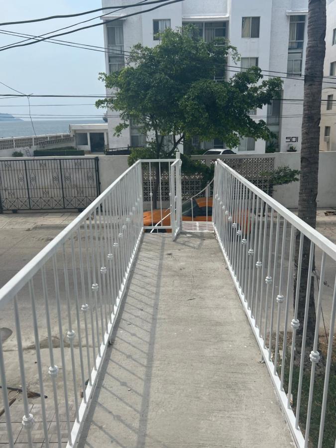 Departamento Todo Cerca Playa Azul Lägenhet Manzanillo Exteriör bild