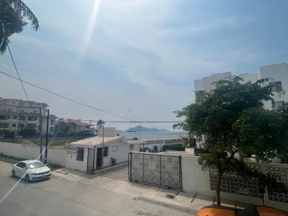 Departamento Todo Cerca Playa Azul Lägenhet Manzanillo Exteriör bild